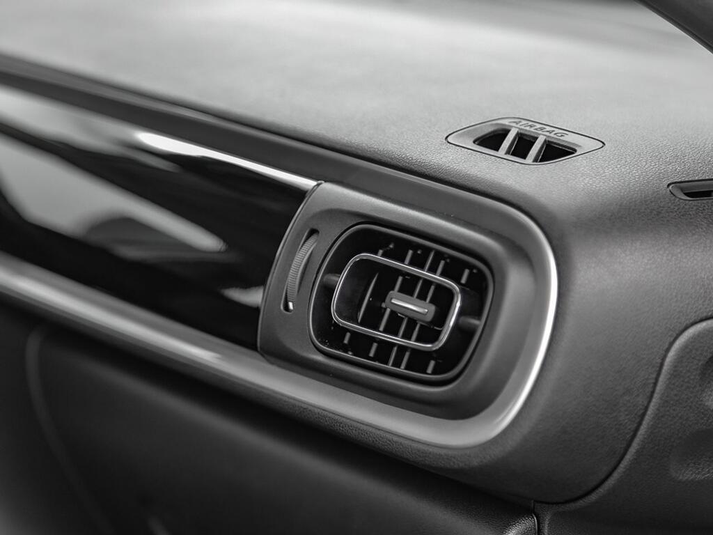 Citroën C3 BlueHDi 75KW (100CV) S&S Feel Pack 30 Citroën C3 BlueHDi 75KW (100CV) S&S Feel Pack 30