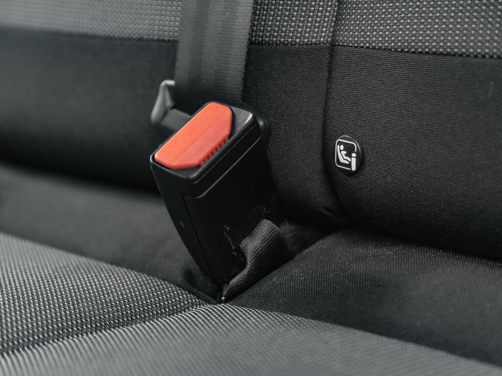 Citroën C3 BlueHDi 75KW (100CV) S&S Feel Pack 28 Citroën C3 BlueHDi 75KW (100CV) S&S Feel Pack 28