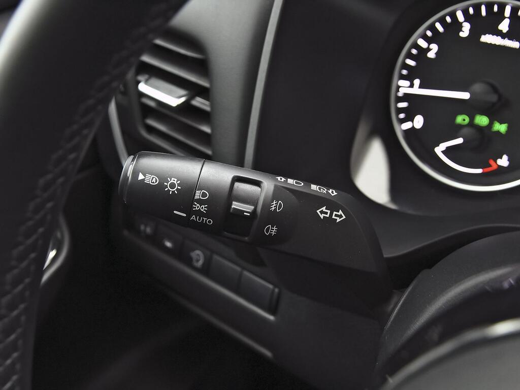 Nissan Qashqai DIG-T 103kW (140CV) mHEV 4x2 Acenta 16 Nissan Qashqai DIG-T 103kW (140CV) mHEV 4x2 Acenta 16