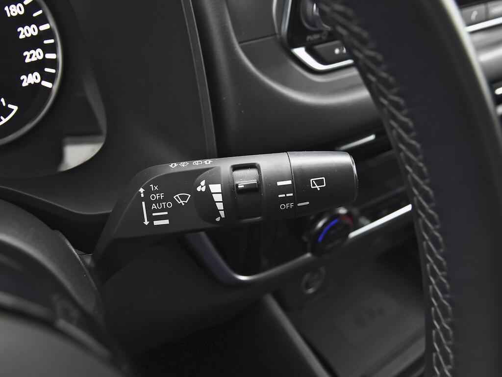 Nissan Qashqai DIG-T 103kW (140CV) mHEV 4x2 Acenta 17 Nissan Qashqai DIG-T 103kW (140CV) mHEV 4x2 Acenta 17