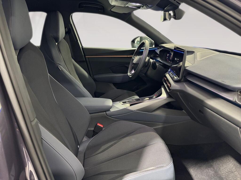 Cupra Terramar 1.5 TSI e-Hybrid 150kW (204 CV) DSG 5 Cupra Terramar 1.5 TSI e-Hybrid 150kW (204 CV) DSG 5