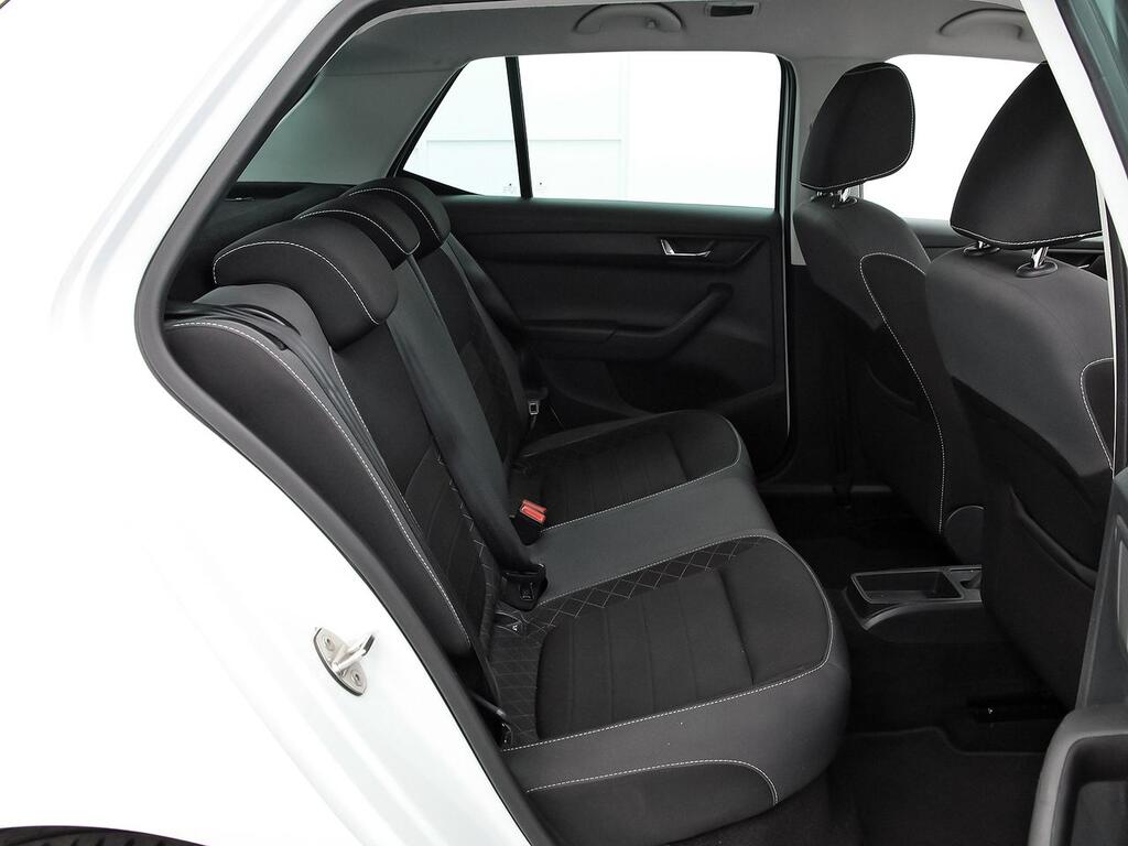 Skoda Fabia 1.0 TSI 70KW (95cv) Ambition 6 Skoda Fabia 1.0 TSI 70KW (95cv) Ambition 6