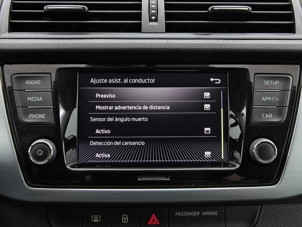 Skoda Fabia 1.0 TSI 70KW (95cv) Ambition 21 Skoda Fabia 1.0 TSI 70KW (95cv) Ambition 21