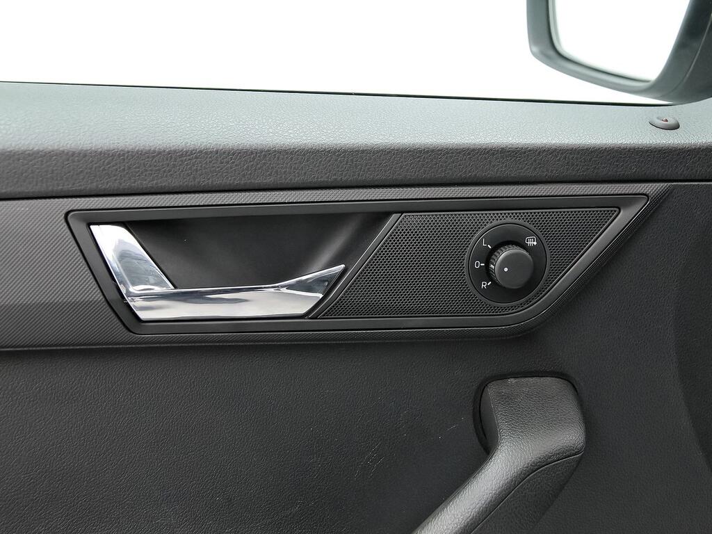 Skoda Fabia 1.0 TSI 70KW (95cv) Ambition 11 Skoda Fabia 1.0 TSI 70KW (95cv) Ambition 11