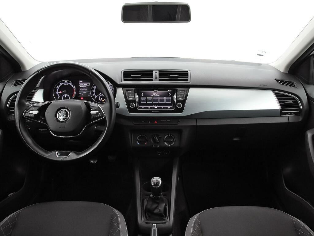 Skoda Fabia 1.0 TSI 70KW (95cv) Ambition 4 Skoda Fabia 1.0 TSI 70KW (95cv) Ambition 4