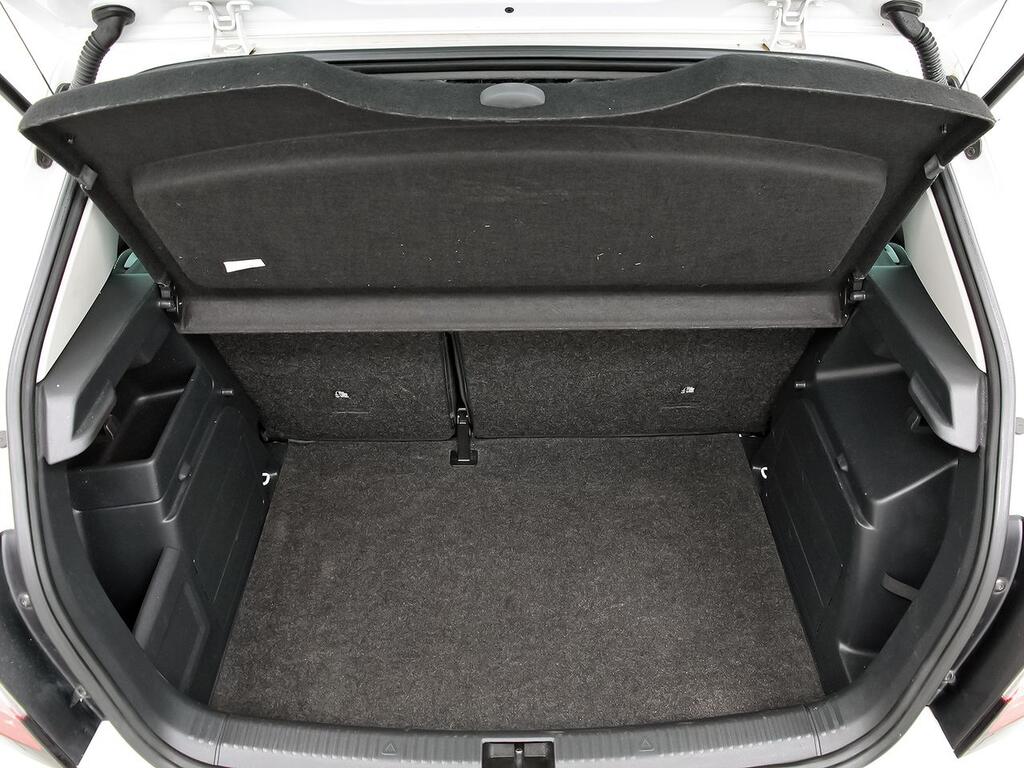 Skoda Fabia 1.0 TSI 70KW (95cv) Ambition 7 Skoda Fabia 1.0 TSI 70KW (95cv) Ambition 7