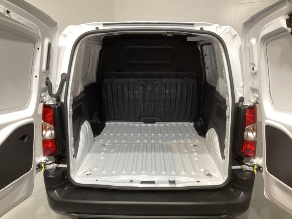 Fiat Doblò FG 1.5 BLUEHDI 100 650KG L1 4P (KMO) 9 Fiat Doblò FG 1.5 BLUEHDI 100 650KG L1 4P (KMO) 9