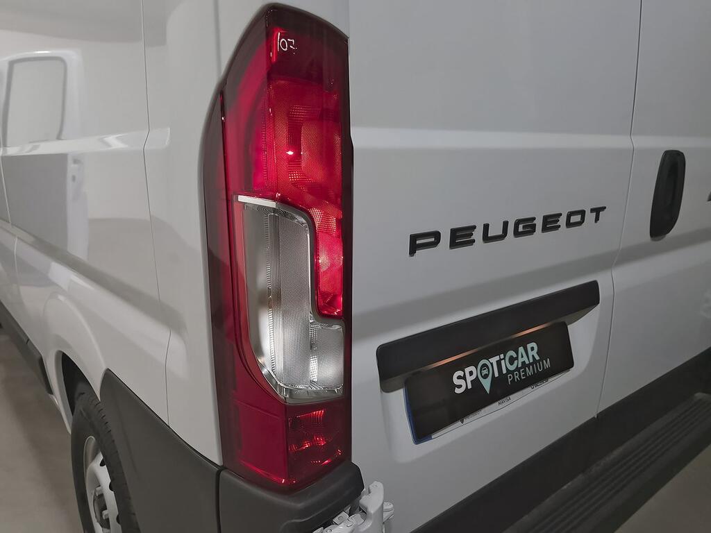 Peugeot Boxer FG L2H2 2.2 BHDI 140 CV 3.5T S&S 6V MA 29