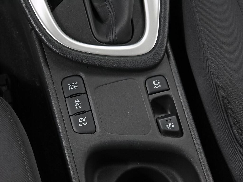 Toyota Yaris 1.5 120H Active Plus 27