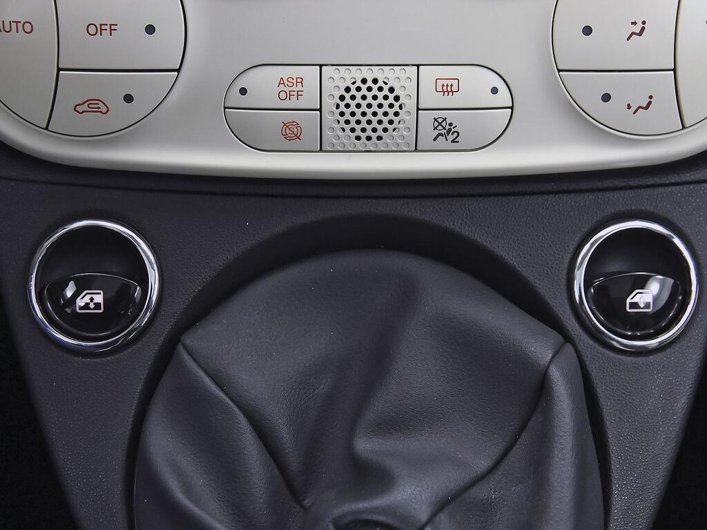 Fiat 500 Dolcevita 1.0 Hybrid 51KW (70 CV) 26