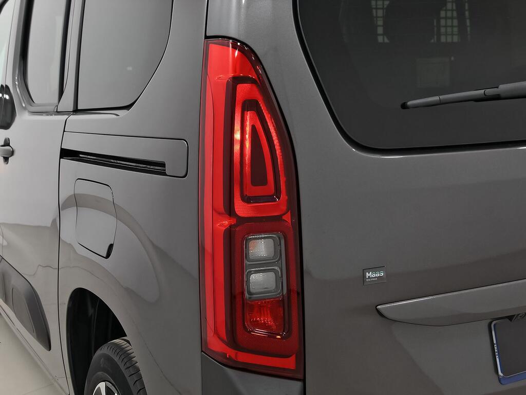 Citroën Berlingo 1.5 BLUEHDI 100 TALLA M SHINE BUSINESS 5P (N1) 31