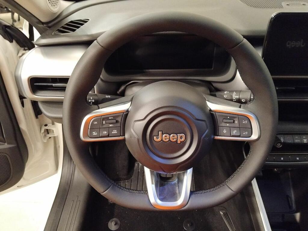 Jeep Avenger BEV 115kW (156CV) Summit 15