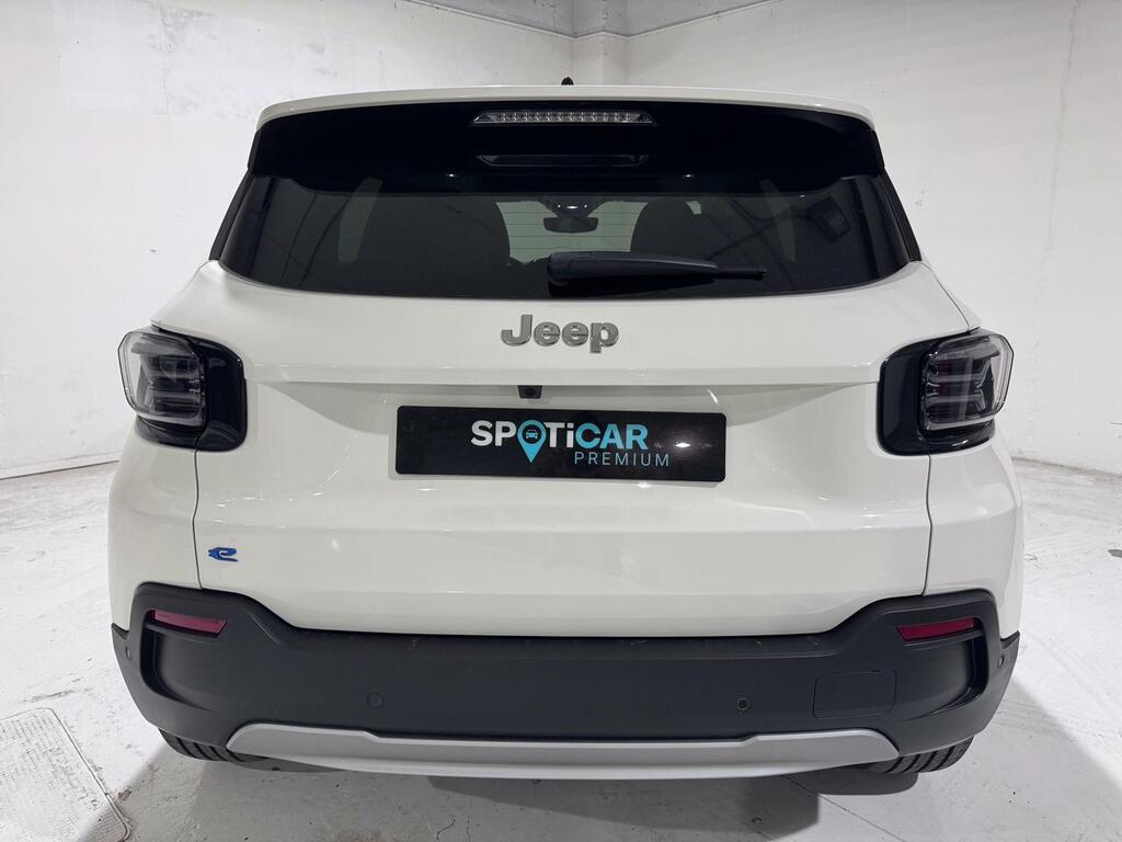 Jeep Avenger BEV 115kW (156CV) Summit 4