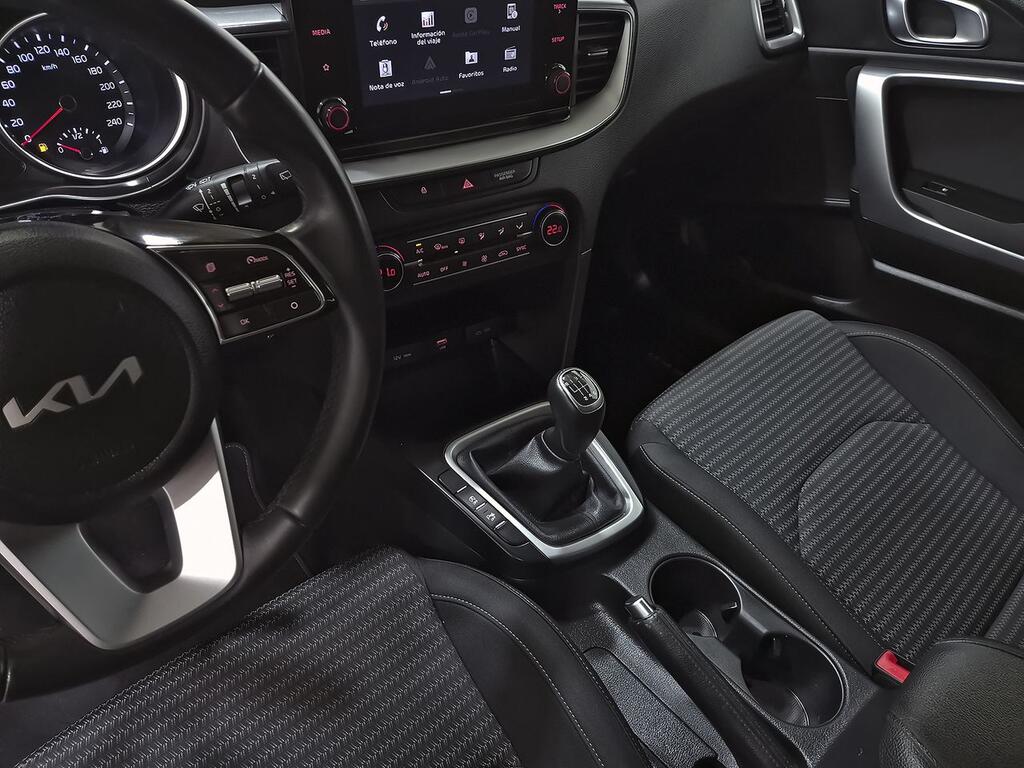 Kia XCeed 1.0 T-GDi Drive 88kW (120CV) 27