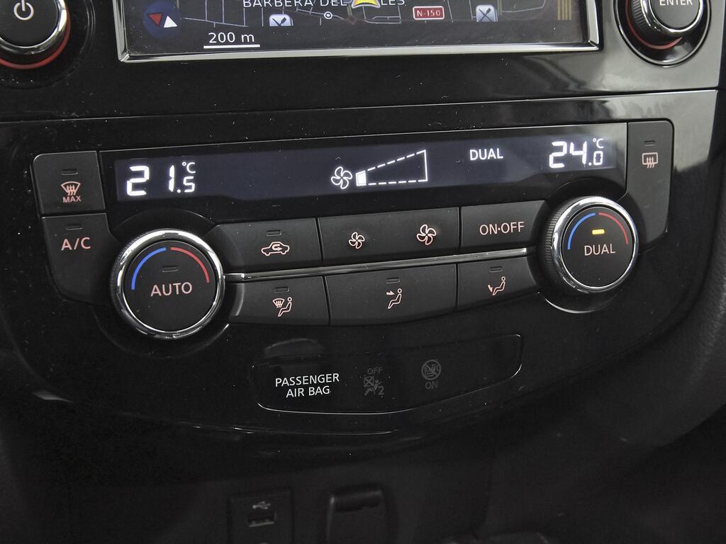 Nissan X-Trail 2.0 dCi 4x4-i XTRON TEKNA 7 P 29