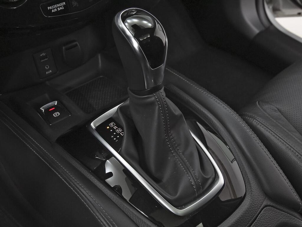 Nissan X-Trail 2.0 dCi 4x4-i XTRON TEKNA 7 P 32