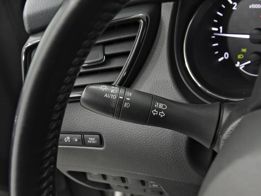 Nissan X-Trail 2.0 dCi 4x4-i XTRON TEKNA 7 P 17