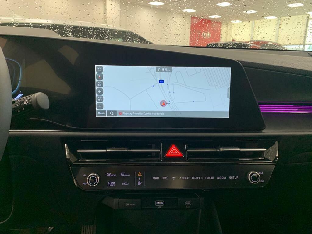 Kia Niro 1.6 GDi PHEV 135kW (183CV) Drive 17