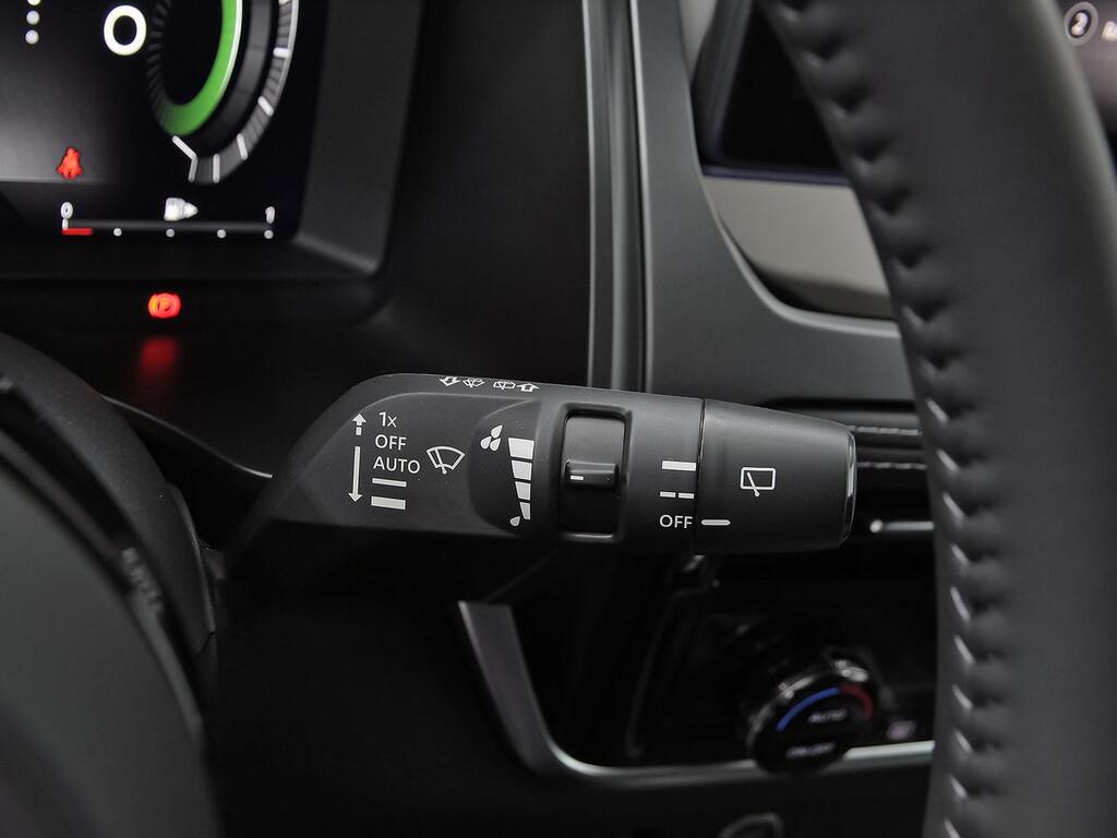 Nissan Qashqai DIG-T 103kW N-Connecta 16