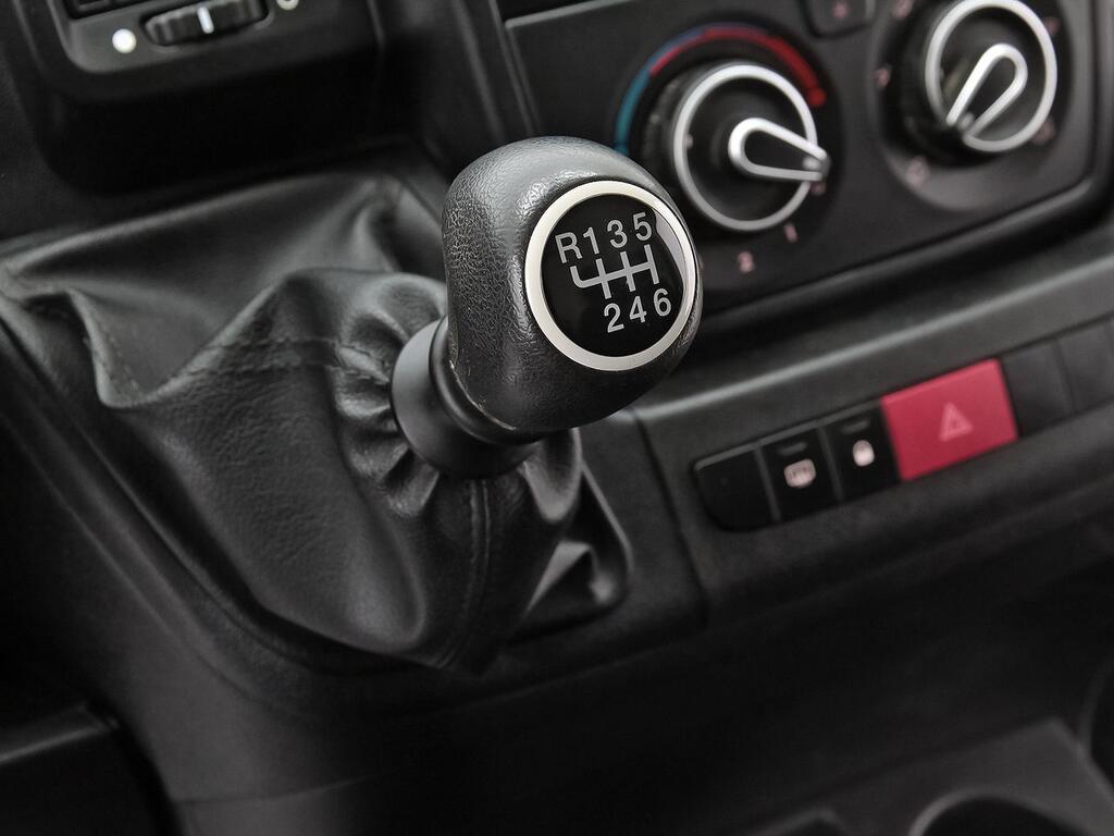 Citroën Jumper FG 2.2 BLUEHDI 120 33 L2H2 4P 27