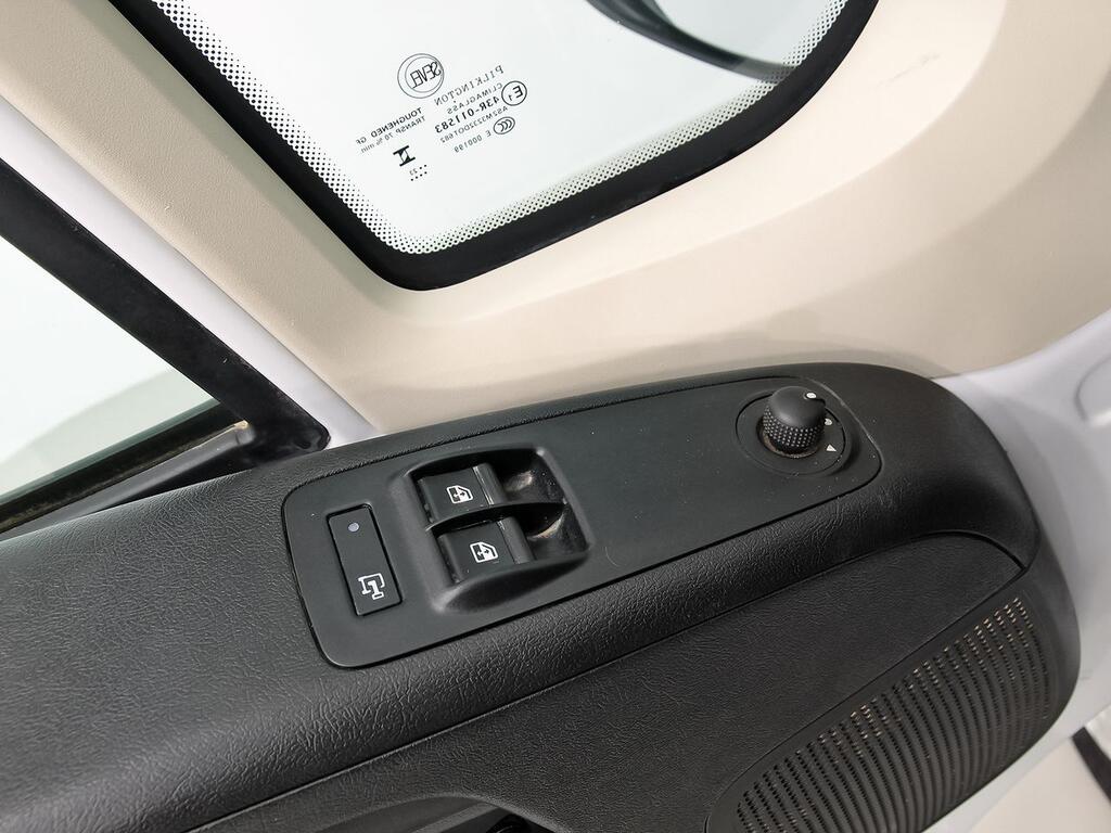 Citroën Jumper FG 2.2 BLUEHDI 120 33 L2H2 4P 14