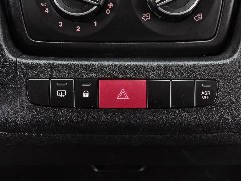 Citroën Jumper FG 2.2 BLUEHDI 120 33 L2H2 4P 25