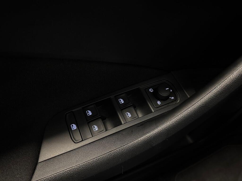 Skoda Kamiq 1.0 TSI 85kW (115CV) DSG SELECTION 13