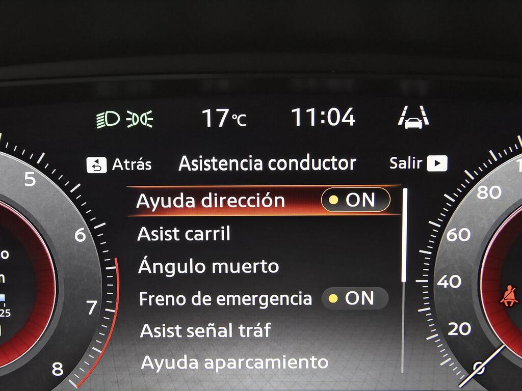 Nissan Juke DIG-T 84 kW (114 CV) 6M/T Tekna 28