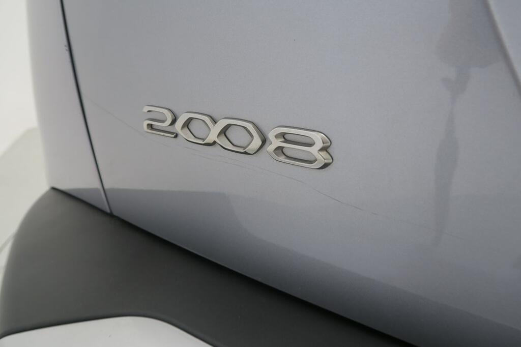 Peugeot 2008 Allure Puretech 100 S&S BVM6 16