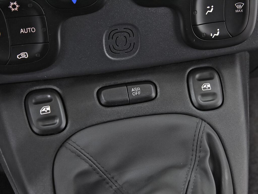 Fiat Panda City Cross 1.0 Gse 51kw (70CV) 24