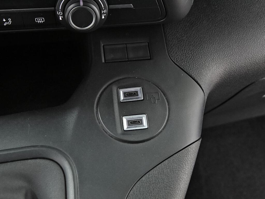 Opel Combo Cargo 1.5 TD 100 LIFE BUSINESS EDIT. PLUS 5P (N1) 28