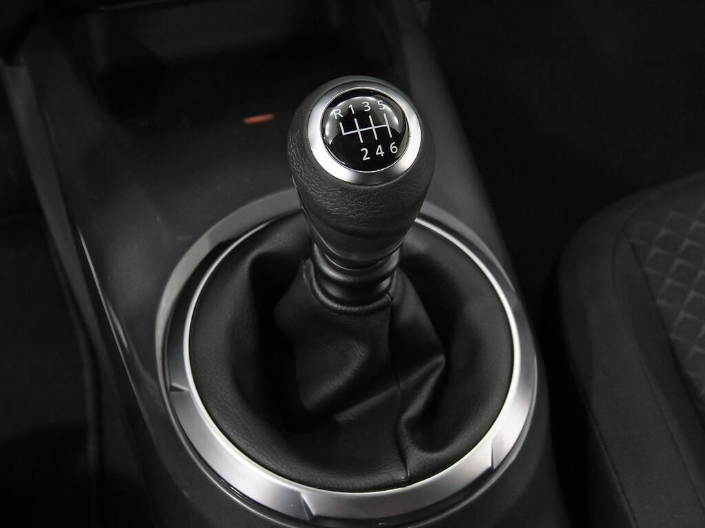 Nissan Juke DIG-T 84 kW (114 CV) 6M/T Acenta 27