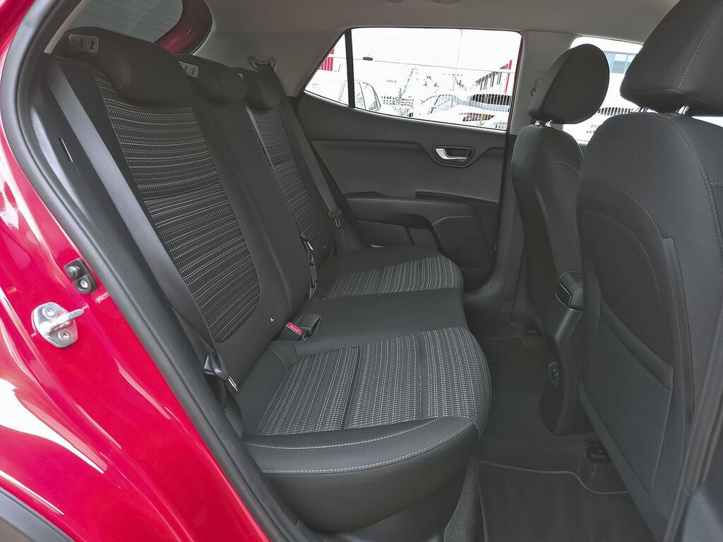 Kia Stonic 1.0 T-GDi 88kW (120CV) Drive 8