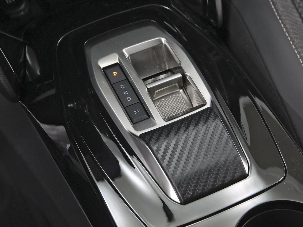 Peugeot 208 Allure HYBRID 100 eDCS6 33