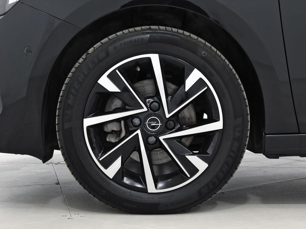 Opel Corsa 1.2T XHLHybrid 74kW GS eDCT 11