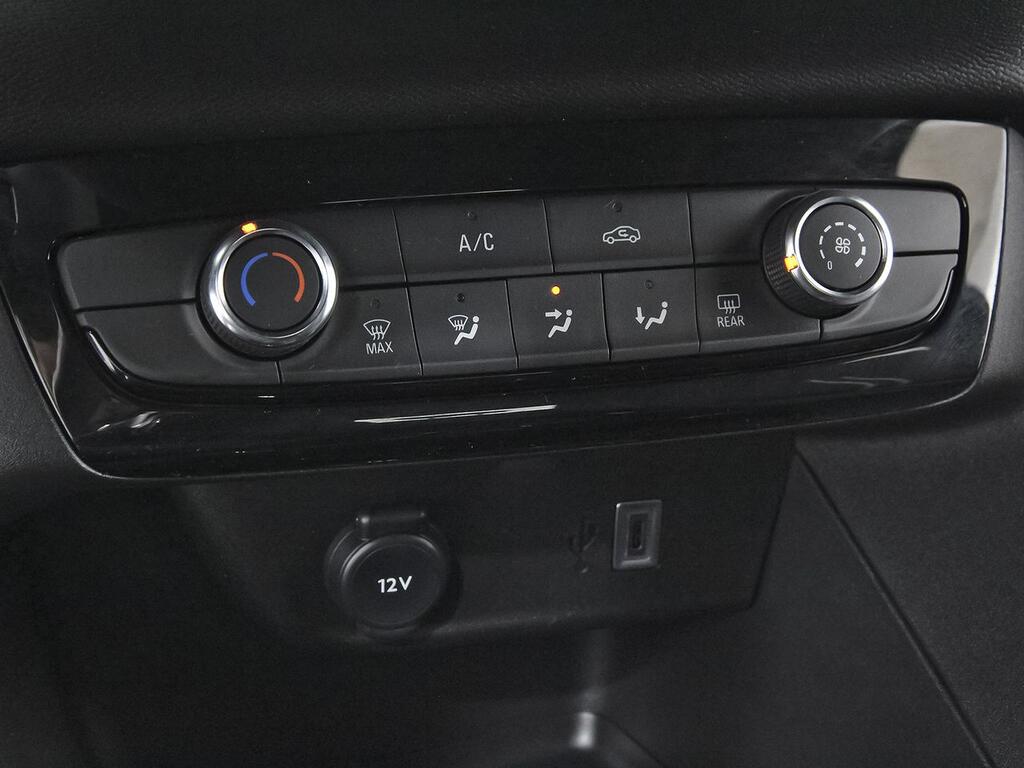 Opel Corsa 1.2T XHLHybrid 74kW GS eDCT 29