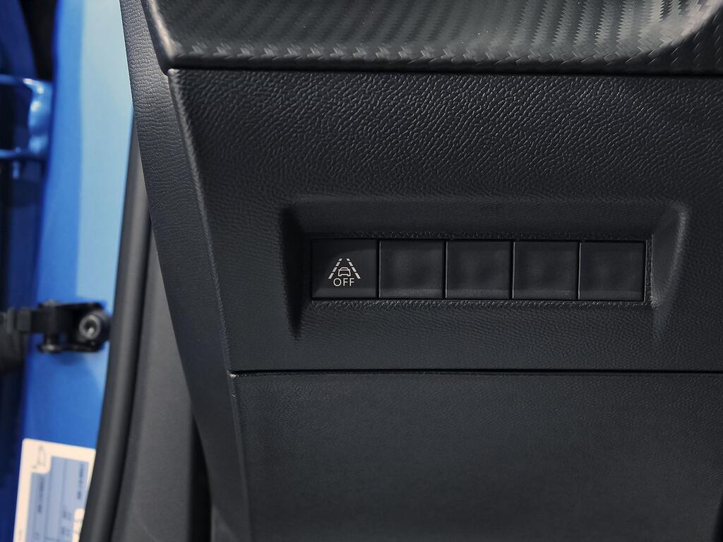 Peugeot 2008 GT Puretech 130 S&S 6 Vel. MAN 10