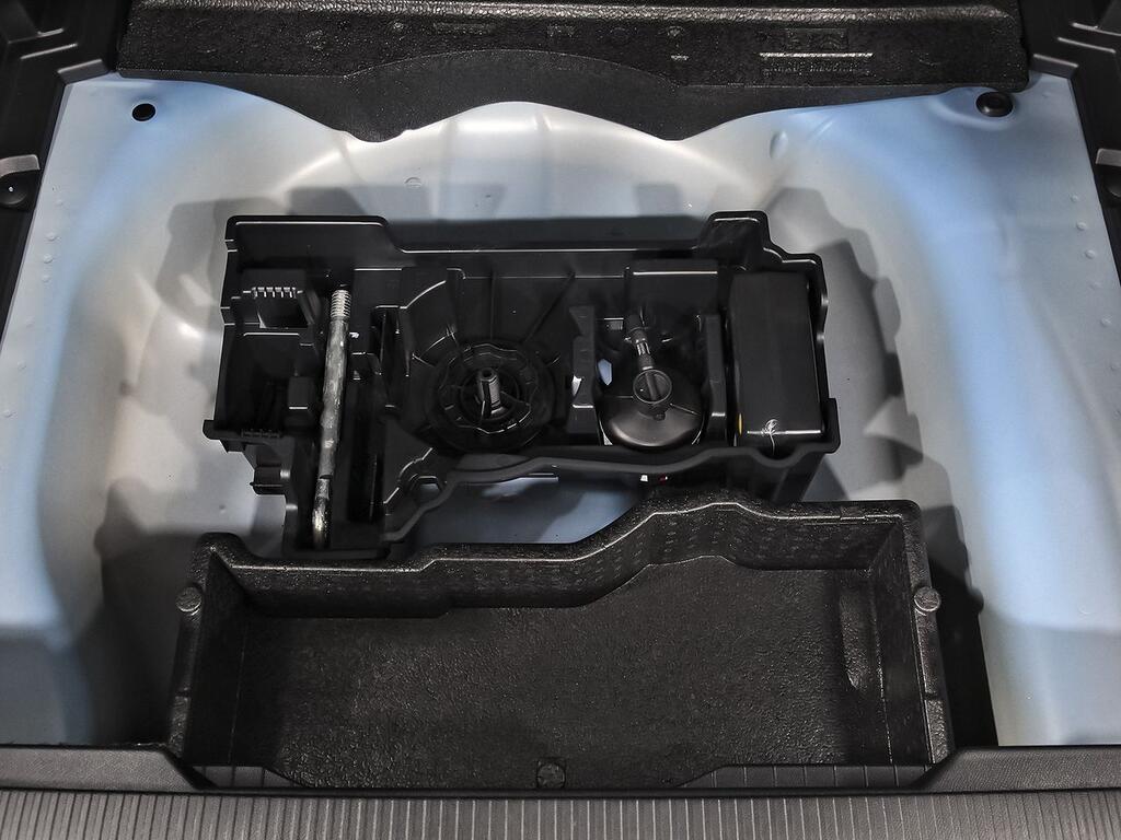 Peugeot 2008 GT Puretech 130 S&S 6 Vel. MAN 30