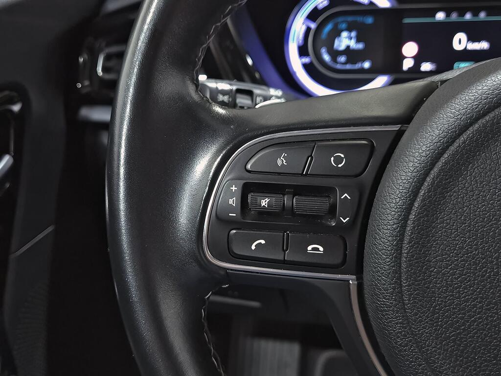 Kia Niro 1.6 GDi HEV 104kW (141CV) Drive 16