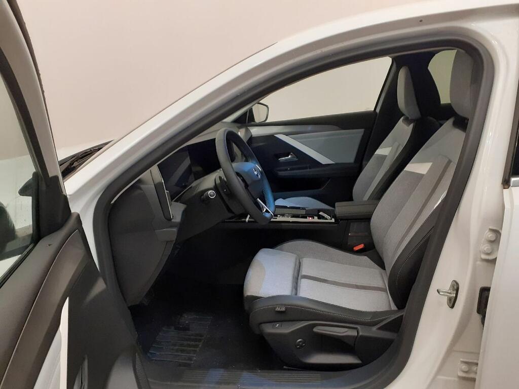 Opel Astra 1.6T Hybrid 132kW (180CV) Elegance Auto 13