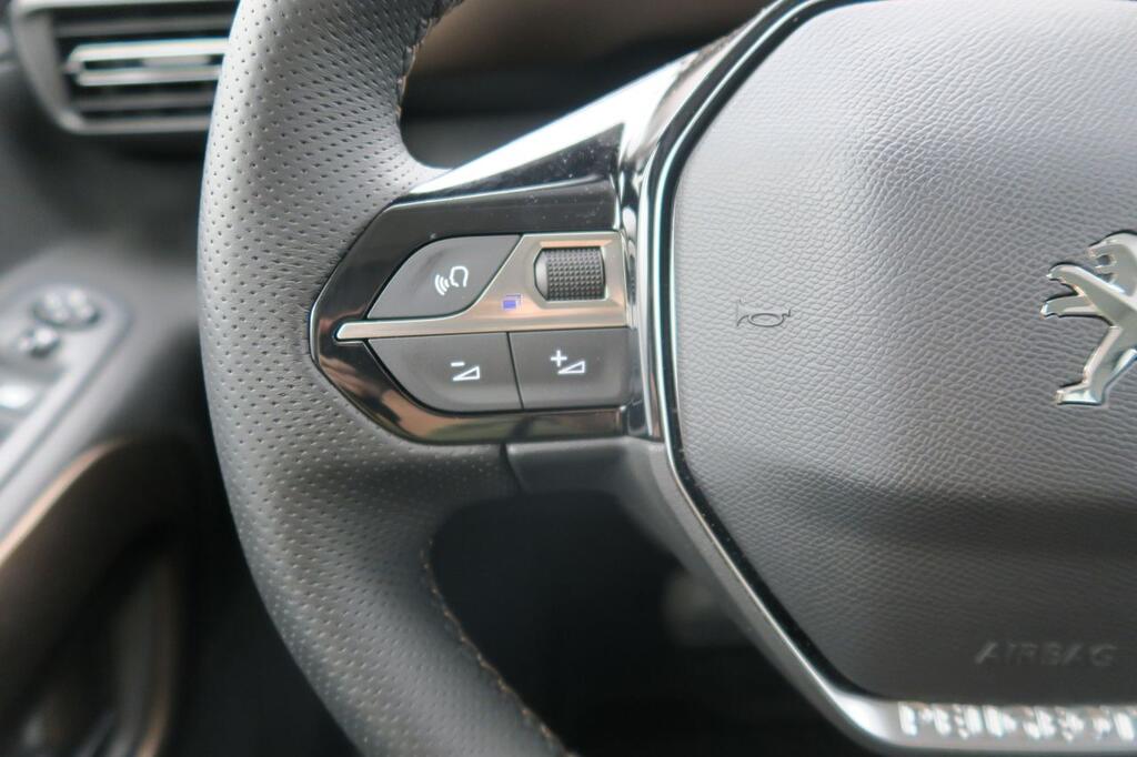 Peugeot Rifter e-Rifter GT Standard 100kW 10