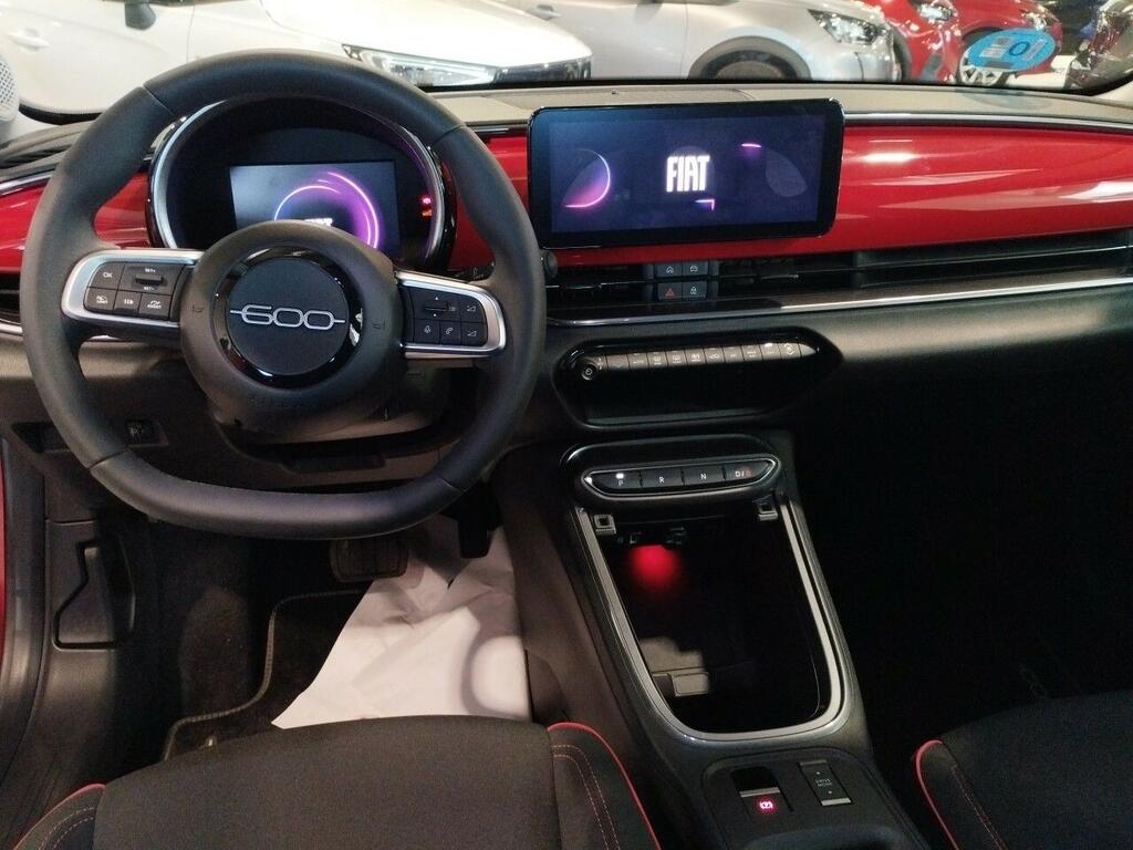 Fiat 600 600e RED 54kwh 115kw (156cv) 5