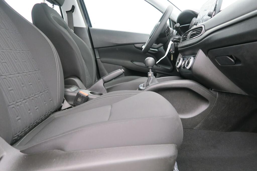 Fiat Tipo SW 1.0 74kW (100CV) 16