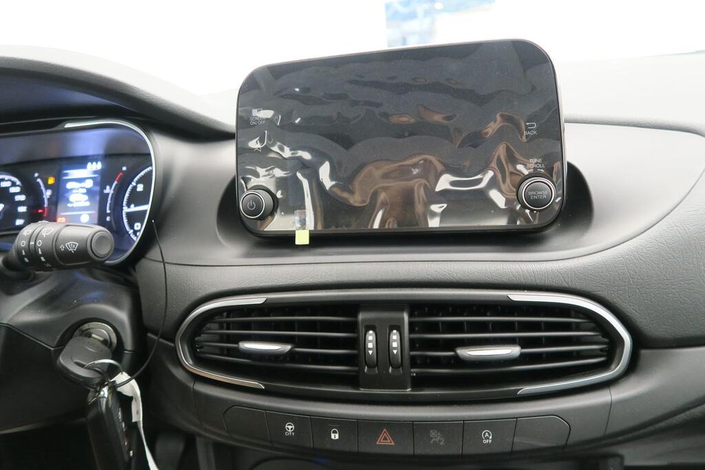 Fiat Tipo SW 1.0 74kW (100CV) 10