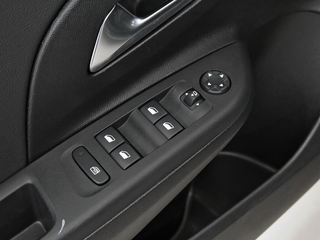 Opel Corsa 1.2T XHLHybrid 74kW GS eDCT 12