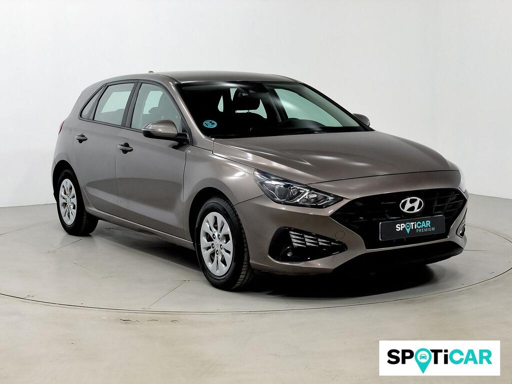 Hyundai i30 1.5 DPI Essence