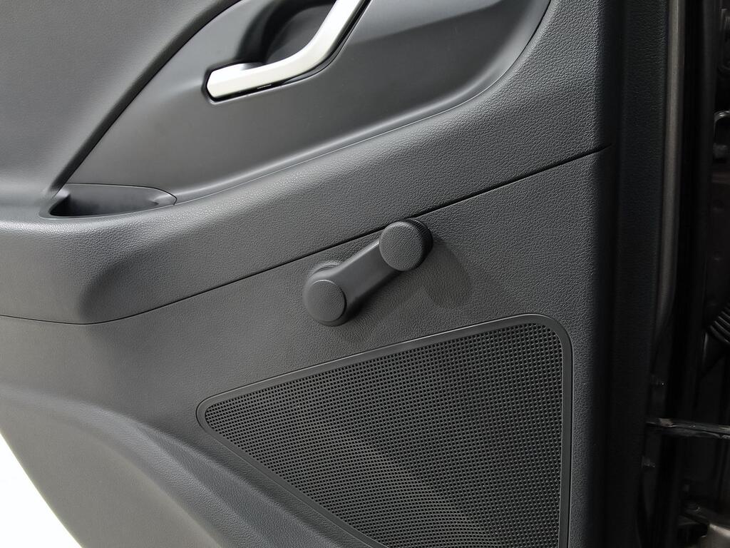 Hyundai i30 1.5 DPI Essence 25