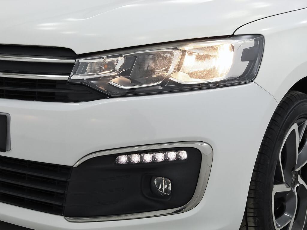 Citroën C-Elysée PureTech 60KW (82CV) Shine 26