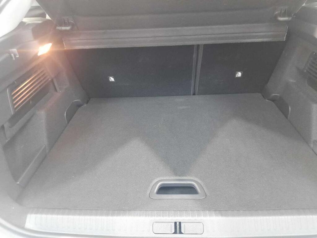 Citroën C4 PureTech 130 S&S EAT8 Plus 6