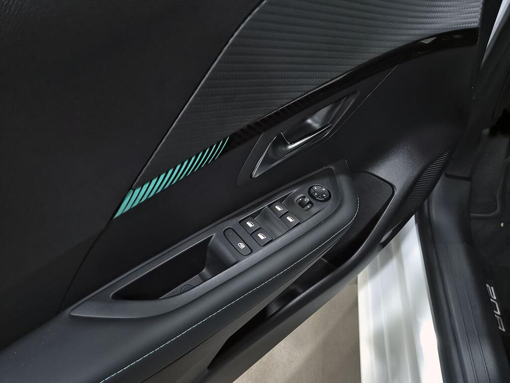 Peugeot 208 BlueHDi 73kW (100CV) Allure Pack 11